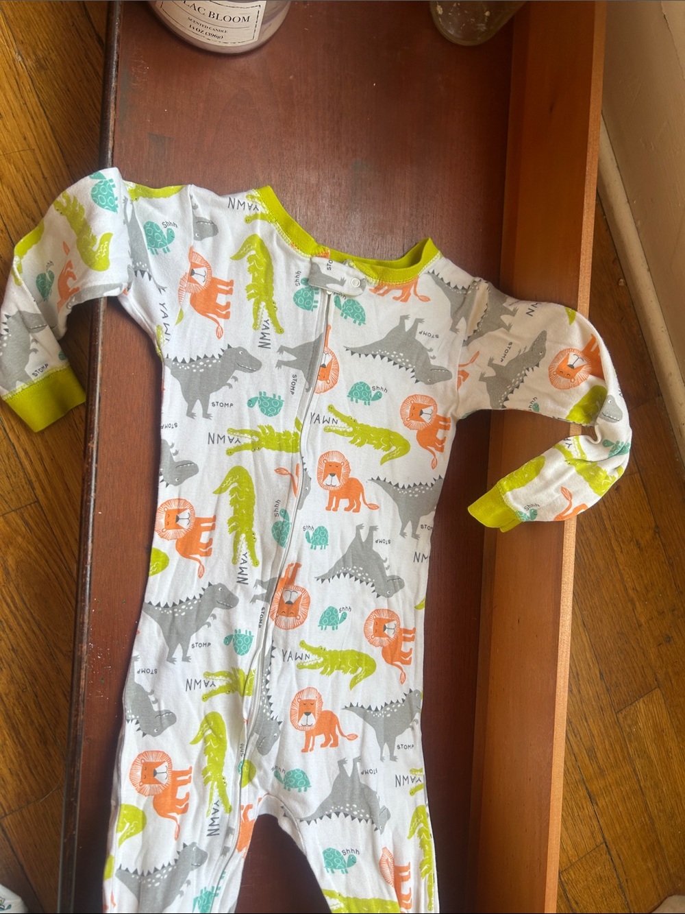 Carters 5T onesie pjs